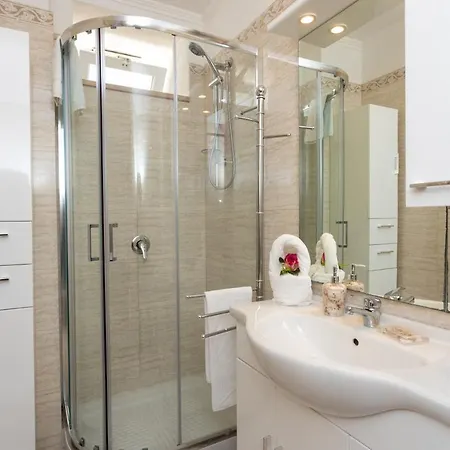 Apartment La Necussella *